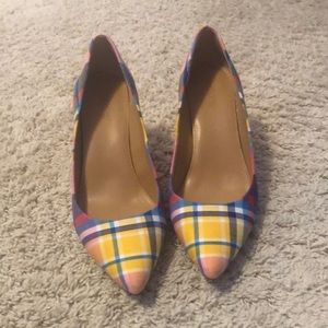 Plaid pumps!